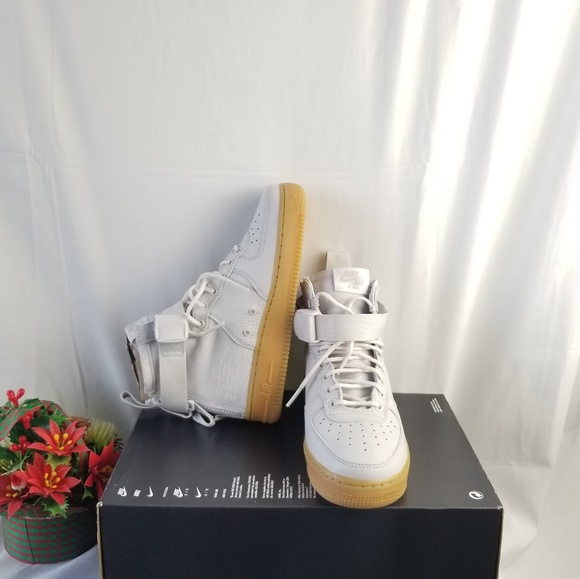 Nike Shoes - NIKE SF AF1 AIR FORCE 1